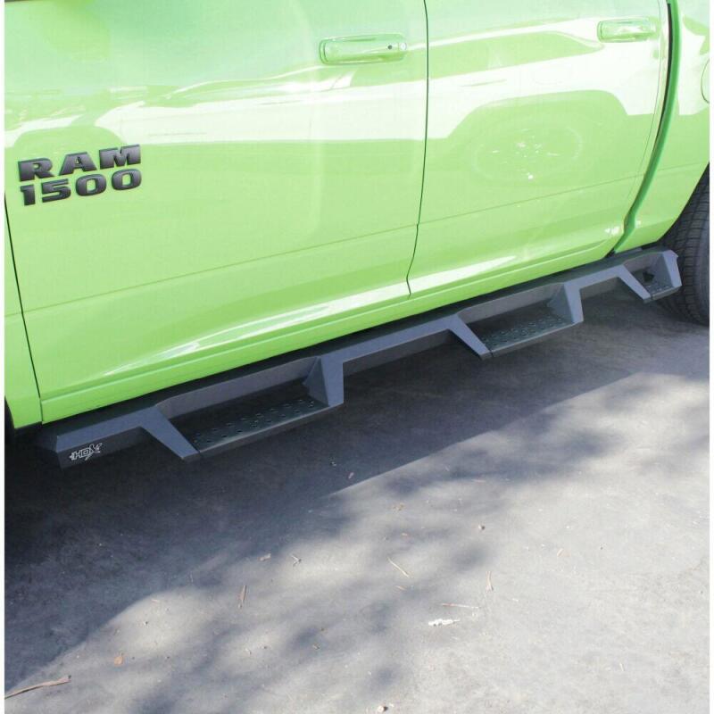 WES Nerf Bars - HDX Drop - Westin/HDX 09-18 Dodge/Ram 1500 Crew Cab (5.5ft Bed) Drop Wheel to Wheel Nerf Step Bars - Txt Black