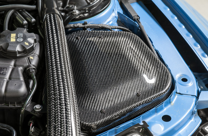 AWE S-FLO Intakes - AWE Tuning BMW F8x M3/M4 S-FLO Carbon Intake