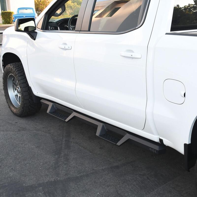 WES Nerf Bars - HDX Drop - Westin 2019 Chevrolet Silverado / GMC Sierra 1500 Crew Cab Drop Nerf Step Bars - Textured Black