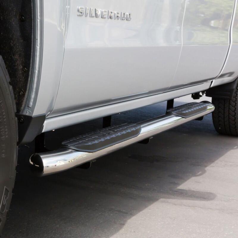 WES Nerf Bars - PRO TRAXX 5 - Westin 2014-2018 Chevy Silverado 1500 Crew Cab PRO TRAXX 5 Oval Nerf Step Bars - SS