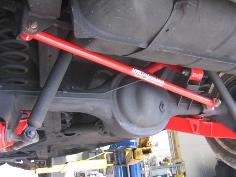 UMI Panhard Rods - UMI Performance 59-64 GM B-Body Non-Adjustable Panhard Bar