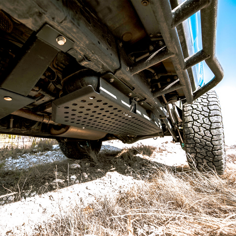 CAL Skid Plate - Cali Raised 15-24 4Runner Fuel Tank Skid Plate - Steel / Powder Coat