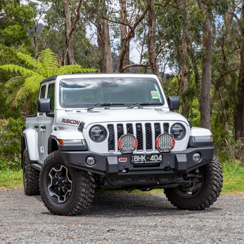 ARB Bull Bars - ARB 87-96 Jeep Wrangler YJ/ 97-06 Jeep Wrangler TJ Multi-fit Winch Bumper