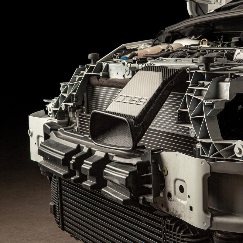 COBB Redline Carbon Intakes - Cobb Ford 16-18 Focus RS / 13-18 Focus ST Redline Carbon Fiber Air Scoop