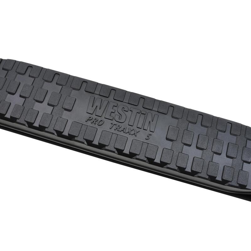 WES Nerf Bars - PRO TRAXX 5 - Westin 2020 Chevy Silverado 2500/3500 Crew Cab (8ft Bed) PRO TRAXX 5 Oval W2W Nerf Step Bars - Black