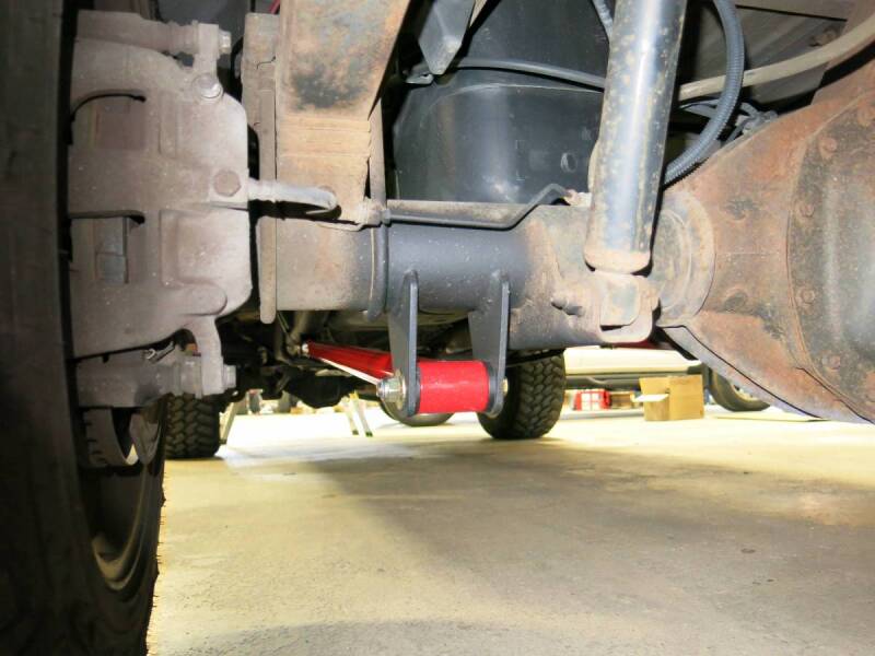WCF Traction Bar - Wehrli 99-10 Ford / 94-22 RAM Univ ECLB/CCLB 68in. Traction Bar Kit - Bengal Red