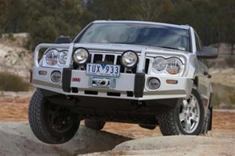 ARB Bull Bars - ARB Combar Suit Oe Fog G/Cherokee Wk 05-08 Not 08-11 (Fit Kit NOT Included)
