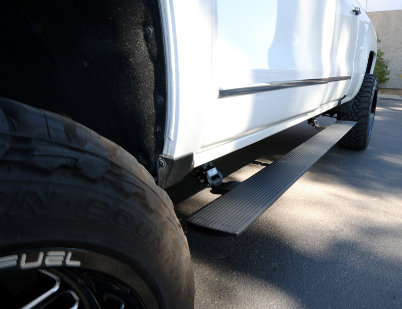 GOR RealTruck VoltStep Running Boards - RealTruck 15-19 Chevy Silverado 25/3500HD CC Dsl 4dr VoltStep Electric Running Board Kit - Tex. Blk