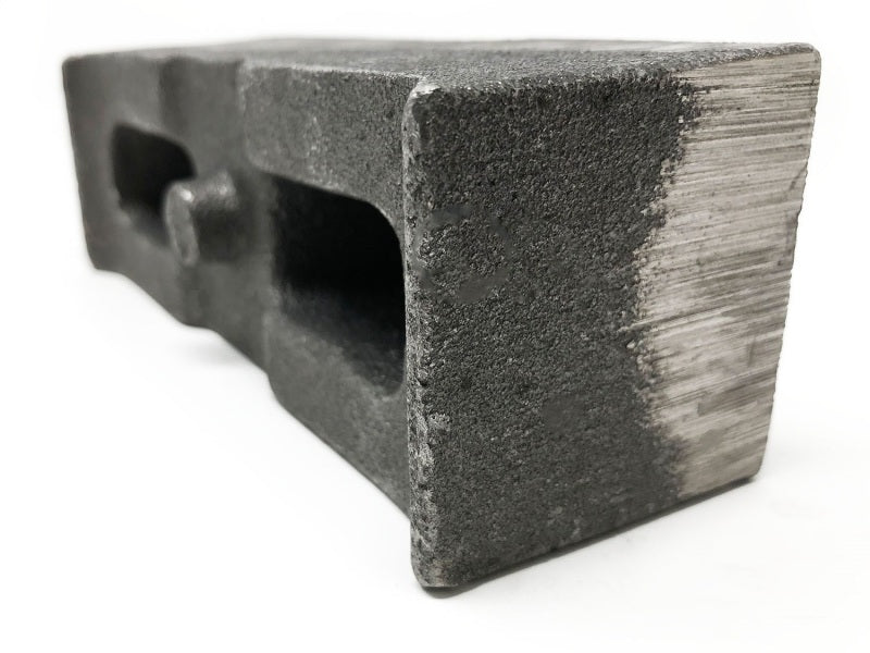 TUF Lift Blocks - Tuff Country 01-10 Chevy Silverado 2500HD/3500 4wd 2in Cast Iron Lift Blocks Pair