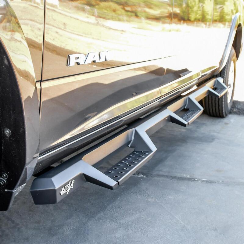 WES Nerf Bars - HDX Drop - Westin/HDX 19-20 Ram 2500/3500 Crew Cab (8ft Bed) Drop Wheel to Wheel Nerf Step Bars - Txt Black