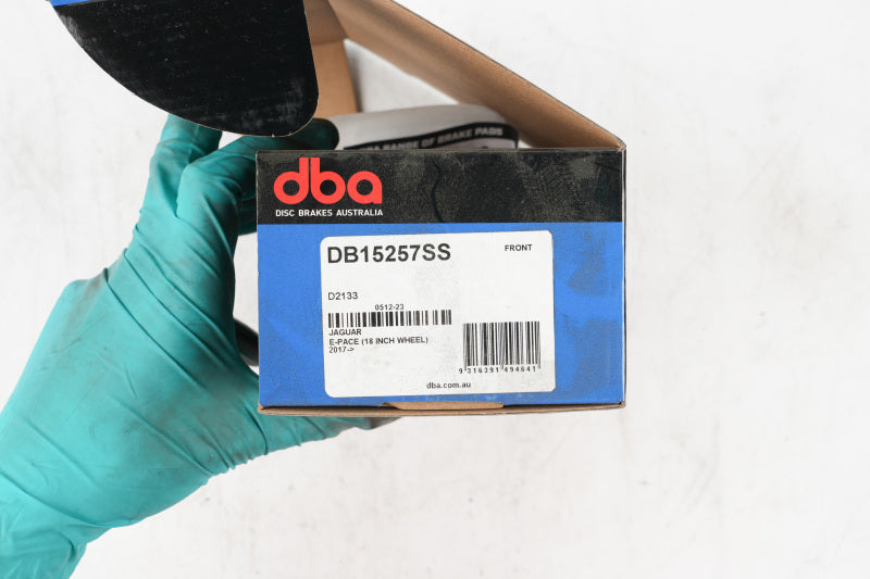 DBA Street Series Brake Pads - DBA 20-22 Land Rover Defender Street Series Front Brake Pads