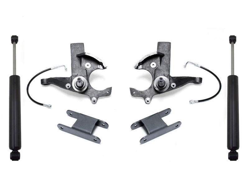 MXT Lift Spindles - MaxTrac 82-04 Chevrolet S-10 2WD 3in/1in Spindle Lift Kit