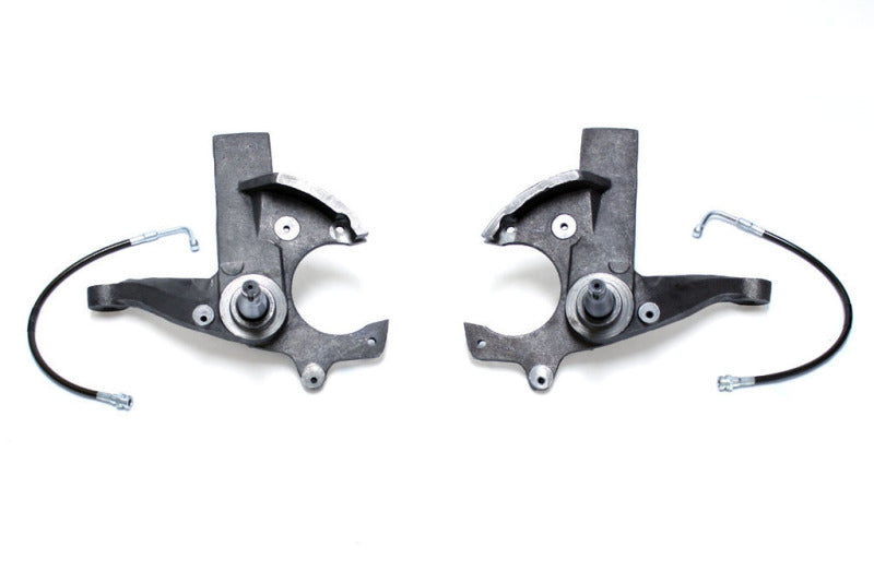 MXT Lift Spindles - MaxTrac 82-04 Chevrolet S-10 2WD 3in Front Lift Spindles w/Extended DOT Compliant Brake Lines