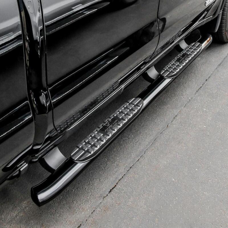 WES Nerf Bars - PRO TRAXX 4 - Westin 19-20 Chevrolet/GMC Silverado/Sierra 1500 Double Cab PRO TRAXX 4 Oval Nerf Step Bars - Black