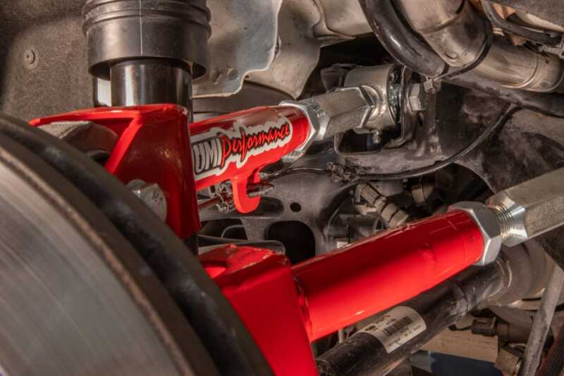 UMI Control Arm Kits - UMI 16-24 Chevrolet Camaro Suspension Control Arm - Red