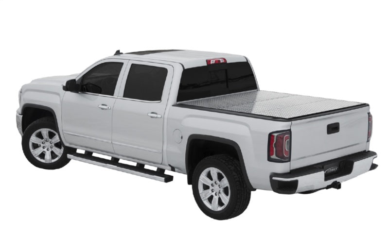 ACC LOMAX Pro Series Cover - Access LOMAX Pro Series Tri-Fold Cover 07-13 Chevy 1500 5ft 8in Bed (Excl Classic) Blk Diamond Mist