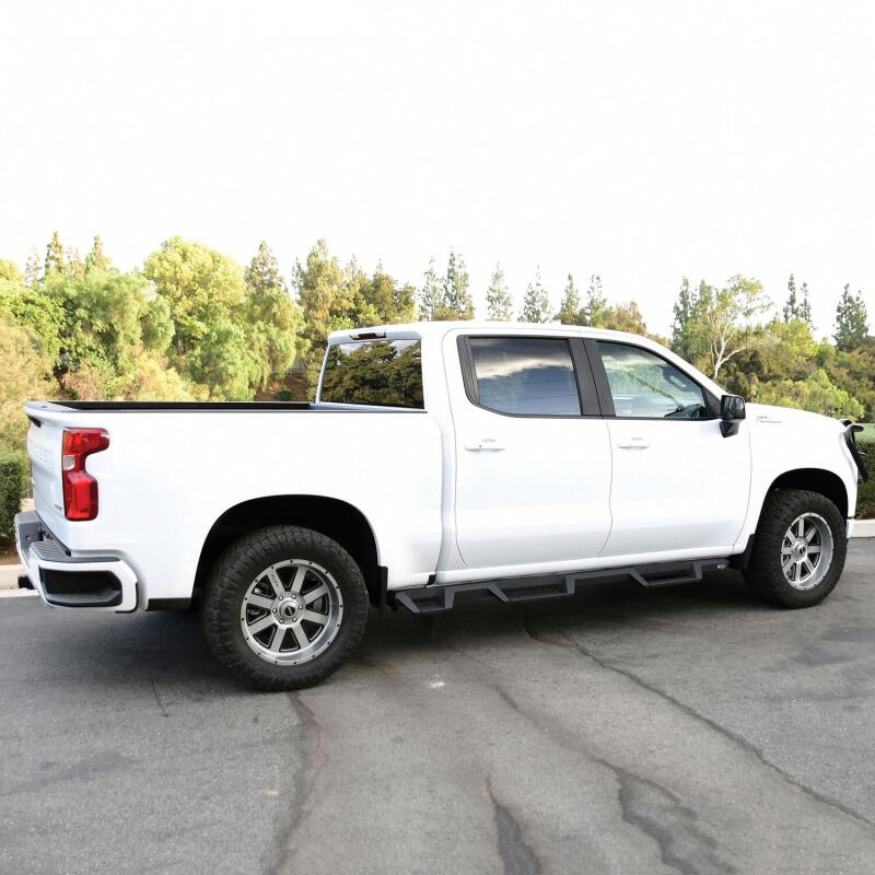 WES Nerf Bars - HDX Drop - Westin 2019 Chevrolet Silverado/Sierra 1500 (5.5ft) Drop Wheel to Wheel Nerf Step Bars - Txt Black