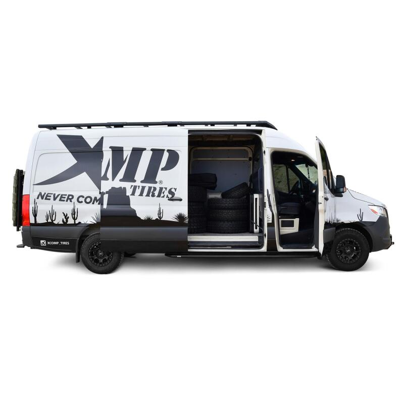 WES Nerf Bars - Outlaw - Westin 07-23 Mercedes-Benz Sprinter w/ 144in. Wheelbase Outlaw Nerf Step Bars - Textured Black