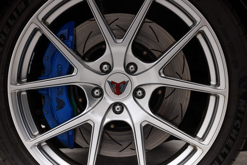 DBA 5000 Series Slotted Rotors - DBA 13-14 Chevy Corvette Z7 / Z51- Including Stingray T3 5000 Series Slotted Rotor Black Hat - Front