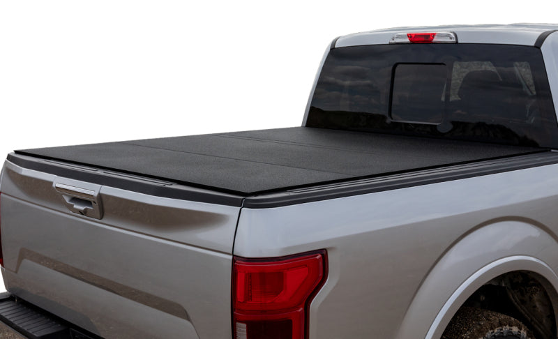 ACC LOMAX Tri-Fold Cover - Access 2020+ Jeep Gladiator 5ft Bed LOMAX Tri-Fold Cover - Urethane FRP