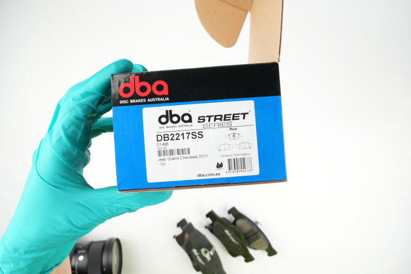 DBA Street Series Brake Pads - DBA 11-20 Dodge Durango (Solid Rear rotor) Street Series Rear Brake Pads