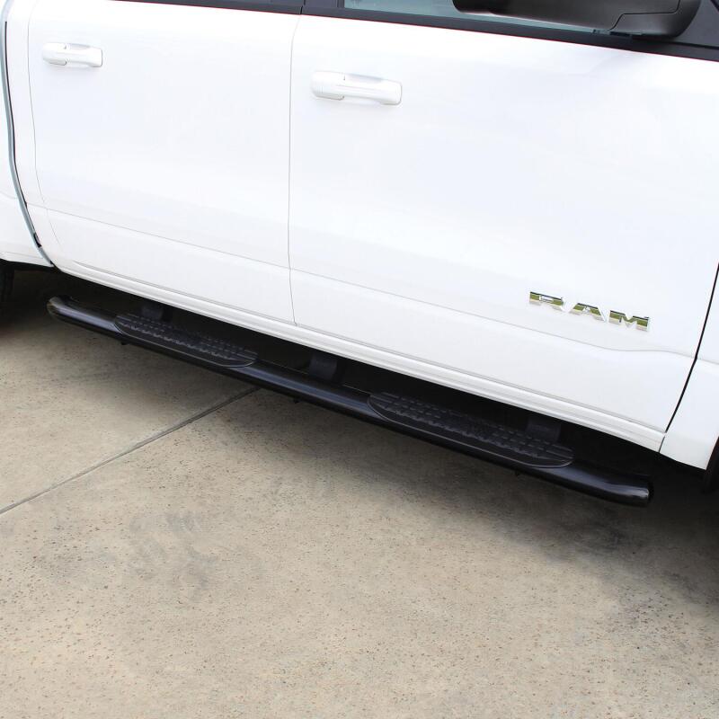WES Nerf Bars - PRO TRAXX 4 - Westin 19-20 Ram 1500 Quad Cab (Excludes Ram 1500 Classic) PRO TRAXX 4 Oval Nerf Step Bars - Black