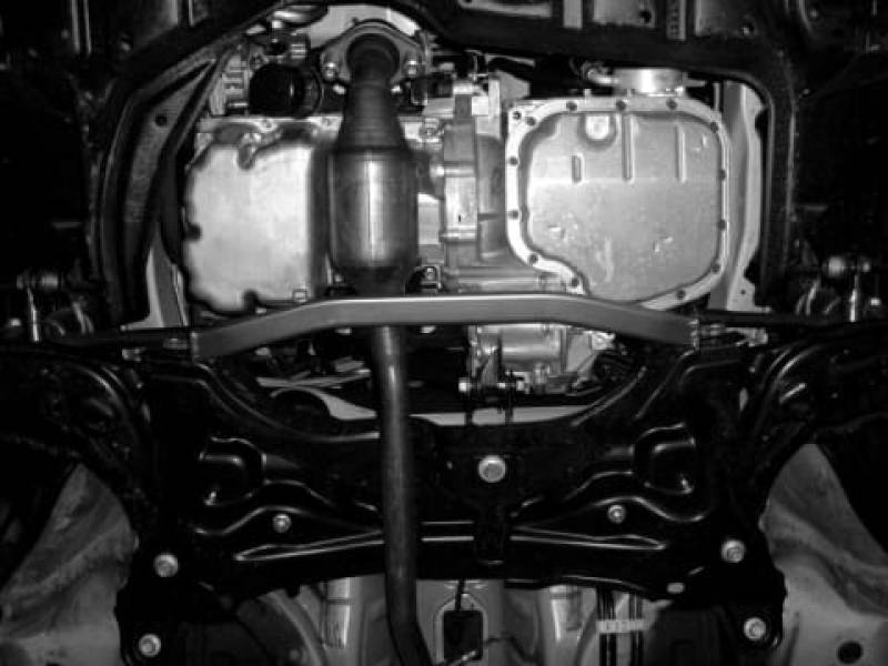 CUS Type I Lower Arm Bars - Cusco Lower Arm Bar Ver I 2 Pts Toyota Prius C Aqua