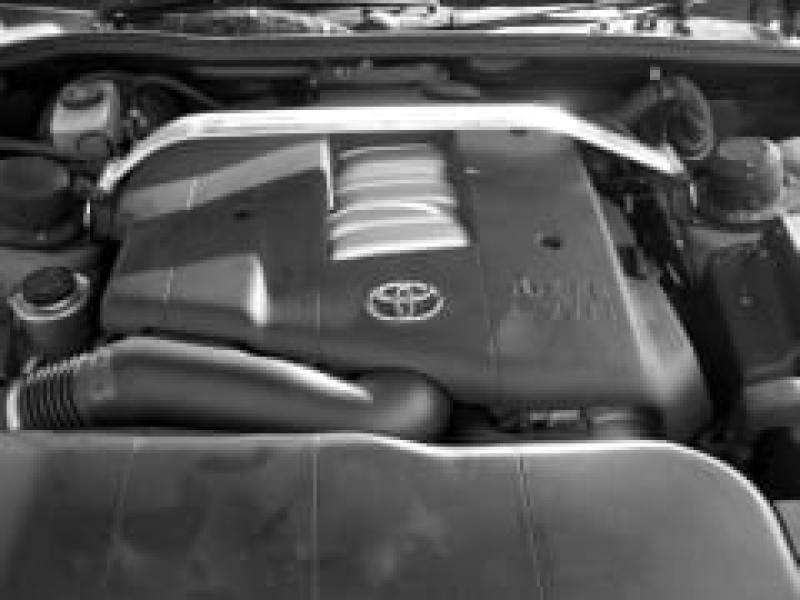 CUS OS Front Strut Bars - Cusco Strut Bar OS Front for Toyota Celsior (UCF20/21)