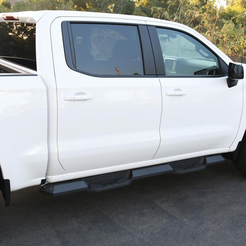 WES Nerf Bars - HDX Xtreme - Westin 2019 Chevrolet Silverado/Sierra 1500 Crew Cab Xtreme Nerf Step Bars - Textured Black