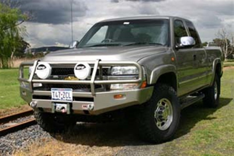 ARB Bull Bars - ARB Combar Slvrado99-02