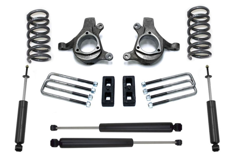 MXT Lift Spindles - MaxTrac 99-06 GM C1500 2WD V8 5in/3in Spindle Lift Kit
