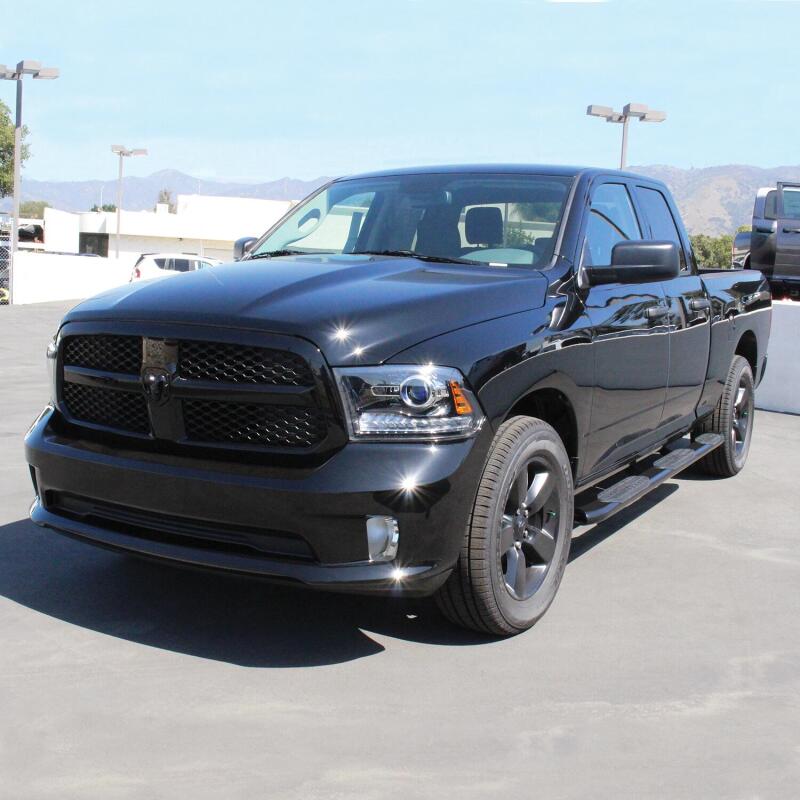 WES Nerf Bars - PRO TRAXX 5 - Westin 2009-2018 Ram/Dodge 1500 Quad Cab (6.5 ft Bed) PRO TRAXX 5 WTW Oval Nerf Step Bars - Black