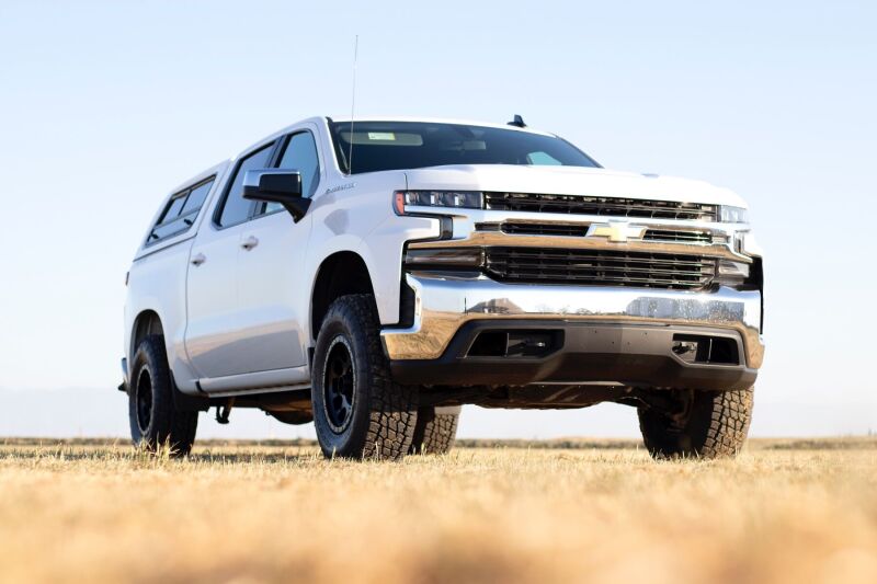 COG Leveling Kit - Performance - Cognito 19-24 Chevy Silv/Sierra 1500 2WD/4WD 3in Perf Ball Joint Leveling Kit w/ Fox PS 2.0 IFP