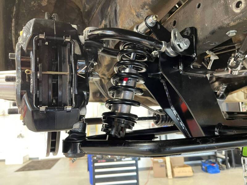 QAP Susp. Conversion System - QA1 61-71 Dodge D100 Front Suspension Kit - Single Adj - 600lb/in 3-4in Drop