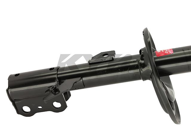 KYB Shock & Strut Excel-G - KYB Shocks & Struts Excel-G Front Left TOYOTA Sienna 2005-10