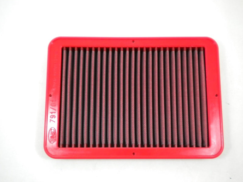 BMC Panel Air Filters - BMC 2006+ Nissan Navara (D40) 2.5 TD Replacement Panel Air Filter