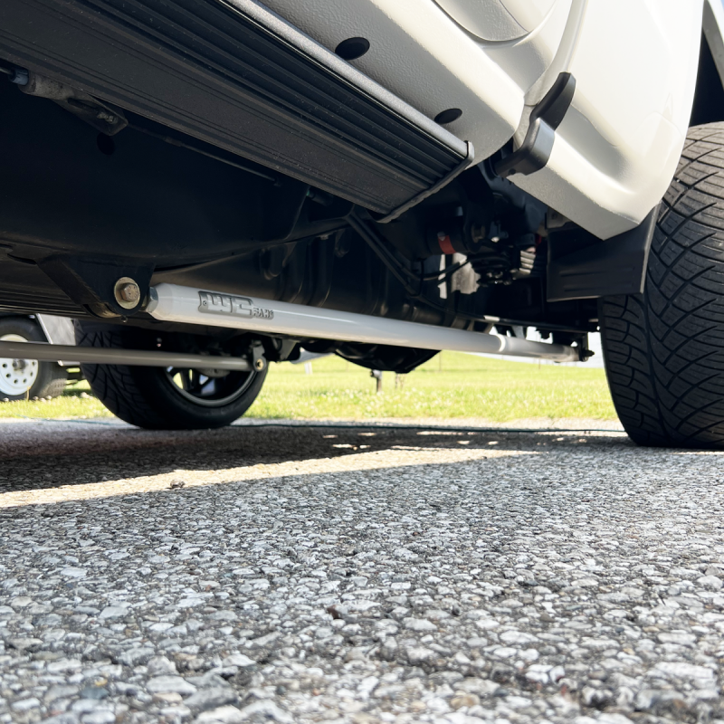 WCF Traction Bar - Wehrli 11-19 Chevy & GMC Duramax RCLB/CCSB/ECSB 60in. Traction Bar Kit - Bengal Silver