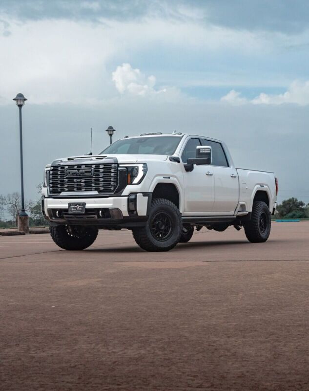 COG Leveling Kit - Performance - Cognito 01-13 Chevy/GMC Silv/Sierra 2500/3500 HD 2WD/4WD 3in Perf Leveling Kit w/ Fox PS 2.0 IFP