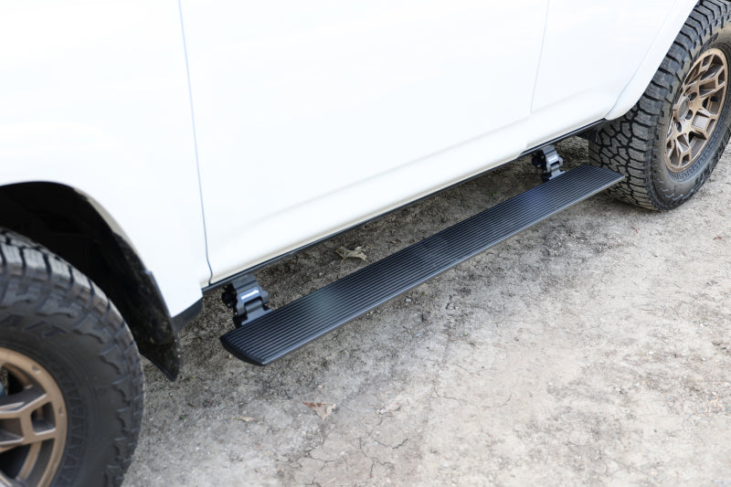 GOR RealTruck VoltStep Running Boards - RealTruck 14-24 Toyota 4Runner VoltStep Electric Running Board Kit - Tex. Blk