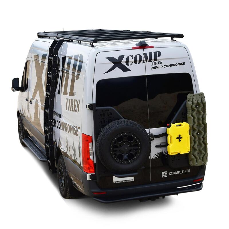 WES Nerf Bars - Outlaw - Westin 07-25 Mercedes-Benz Sprinter Outlaw Rear Step - Textured Black
