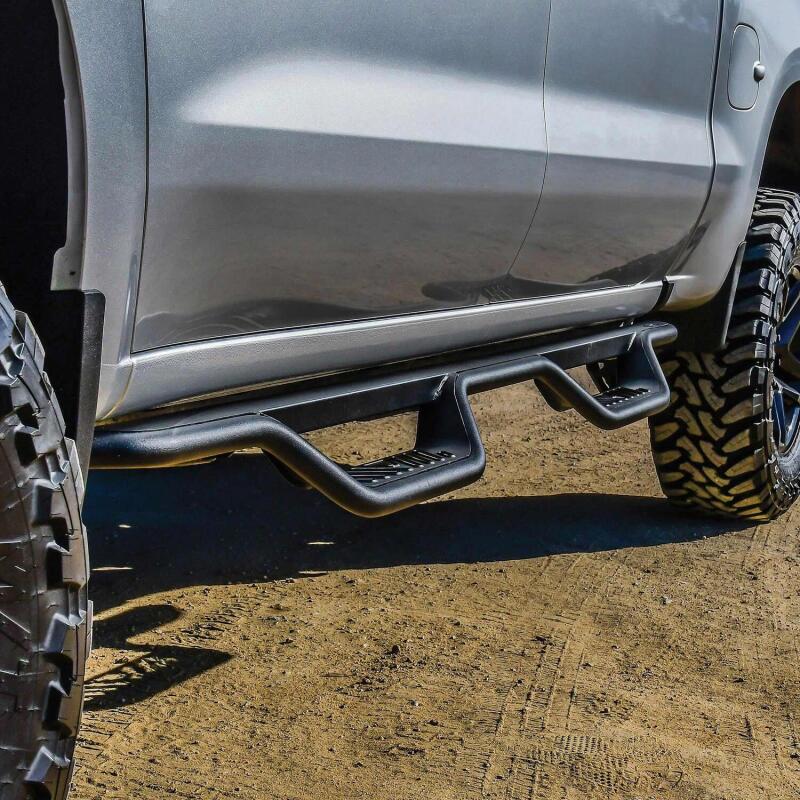WES Nerf Bars - Outlaw - Westin 19-22 Chevrolet Silverado / GMC Sierra Crew Cab Outlaw Nerf Step Bars - Textured Black