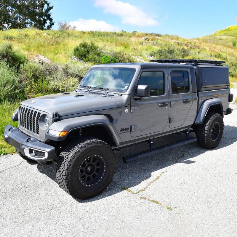 WES Running Boards - Pro-e - Westin 20-24 Jeep Gladiator Pro-e Running Boards - Tex. Blk
