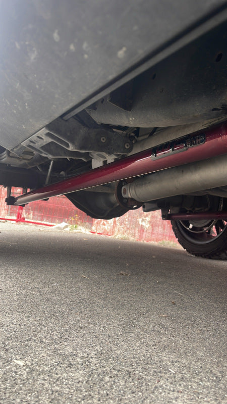 WCF Traction Bar - Wehrli 99-10 Ford / 94-22 RAM Univ RCLB/CCSB/ECSB 60in. Traction Bar Kit - Semi-Gloss Blk