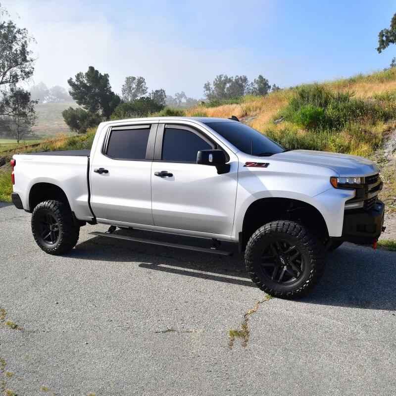 WES Running Boards - Pro-e - Westin 19-26 Chev/GMC Silv/Srra 1500 CC (No 19 LTD) / 20-26 2500/3500 Pro-e Running Boards - Tex Blk