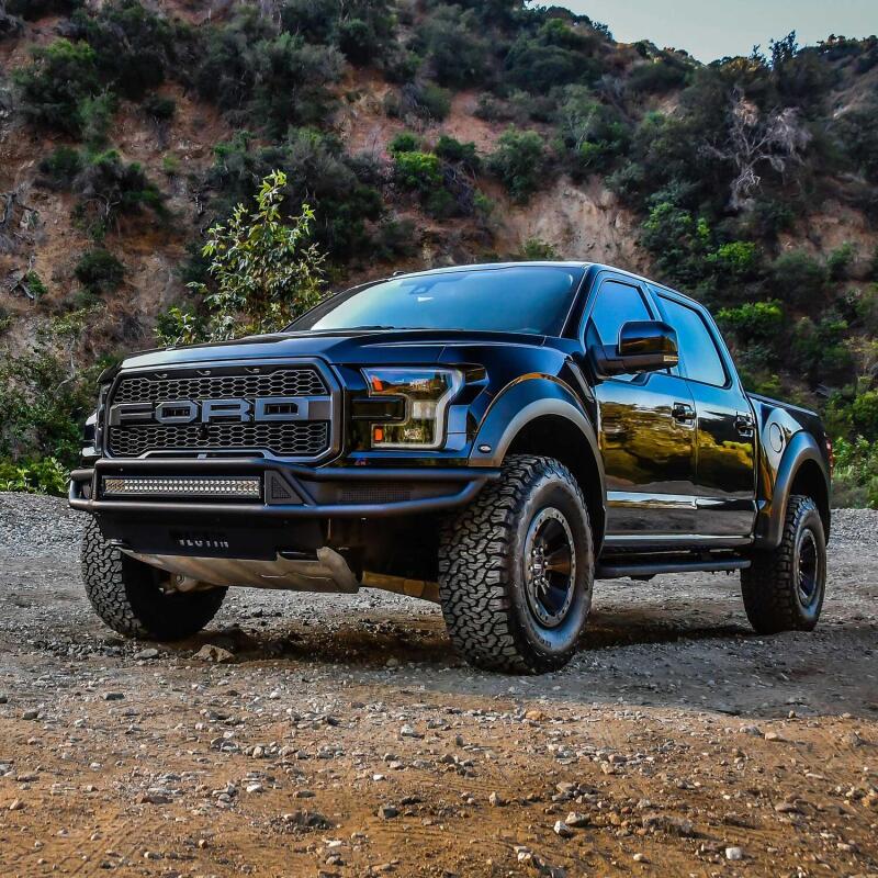 WES Outlaw Bumpers - Westin 17-20 Ford F-150 Raptor Outlaw Front Bumper - Tex. Blk