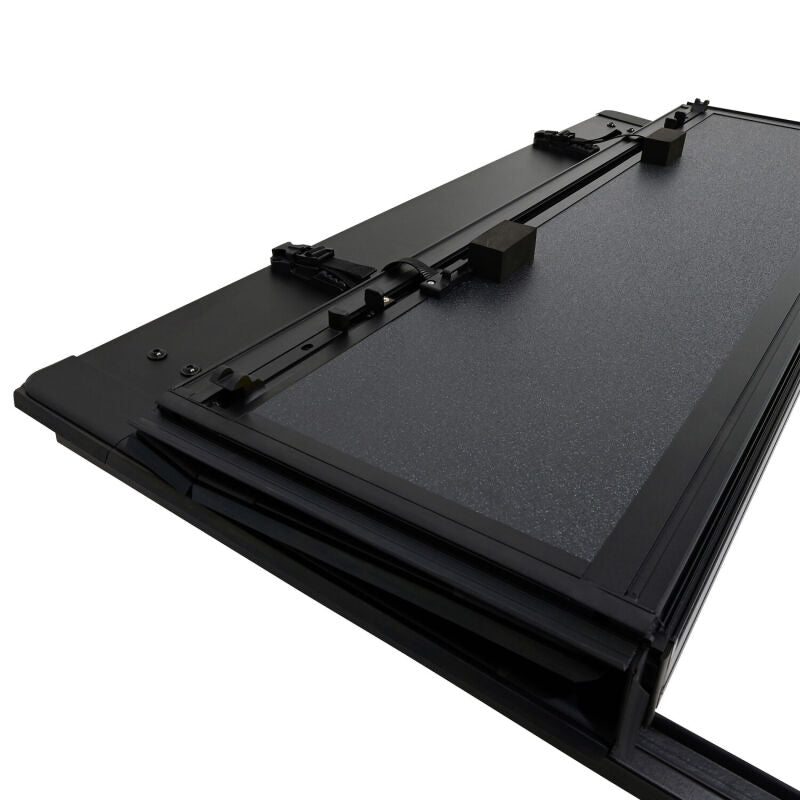WES Hard Tri-Fold Tonneau Covers - Westin 14-19 Chevrolet/GMC 1500/2500/3500 6ft. 7in. Bed Hard Tri-Fold Tonneau Cover - Black