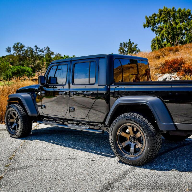 WES Nerf Bars - PRO TRAXX 4 - Westin 20-22 Jeep Gladiator PRO TRAXX 4 Oval Nerf Step Bars - Black