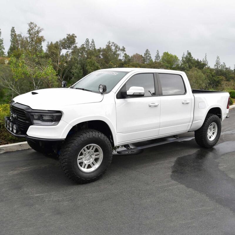 WES Running Boards - Pro-e - Westin 19-25 RAM 1500 Crew Cab (Excl. 2019+ 1500 Clsc.) Pro-e Running Boards - Tex. Blk