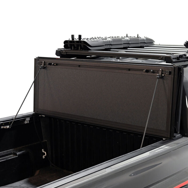 WES Hard Tri-Fold Tonneau Covers - Westin 24-26 Toyota Tacoma 2WD/4WD 5ft. Bed Hard Tri-Fold Tonneau Cover - Black