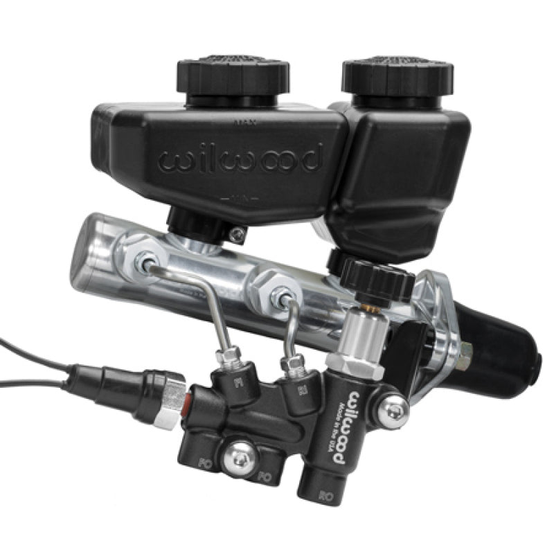 WIL Master Cylinder - Wilwood Remote Tandem M/C Kit w/Bracket and Valve - 1in Bore Black